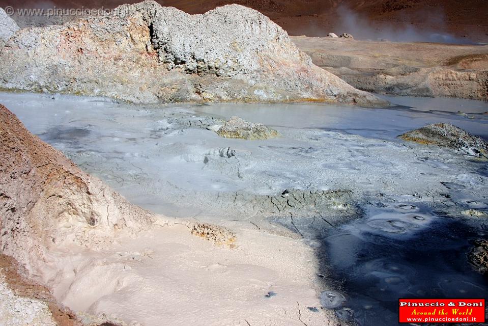 BOLIVIA 2 - Geyser Sol de Manana - 07.jpg